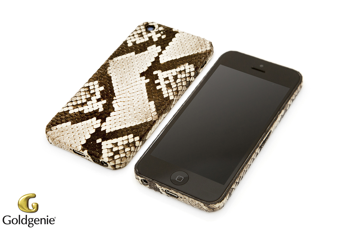 Python-Snakeskin-iPhone
